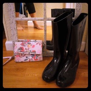 Rain boots